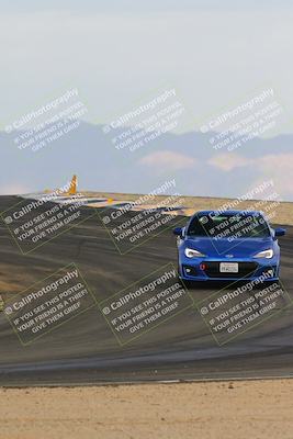 media/Jan-26-2025-SCCA SD (Sun) [[bcf61ed115]]/4-Women Novice/Session 1 (Lead-Follow)/